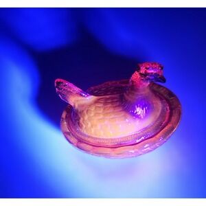 LE Smith Amberina GLOWS Vtg 2.5" Hen On A Nest